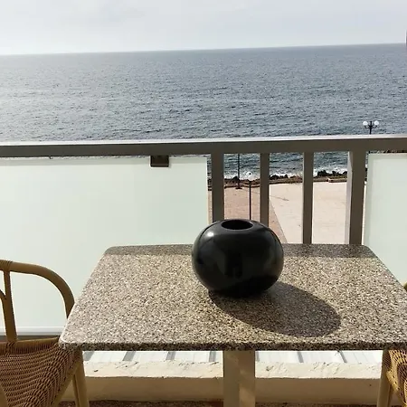 Hotel Limenari 2*