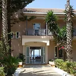 Limenari Otel 2*