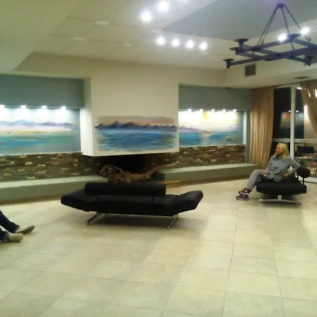 Hotel Limenari 2*