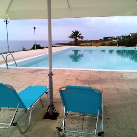 Hotell Limenari Filiatra