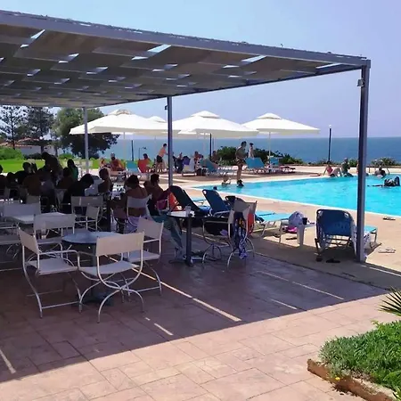 Hotel Limenari