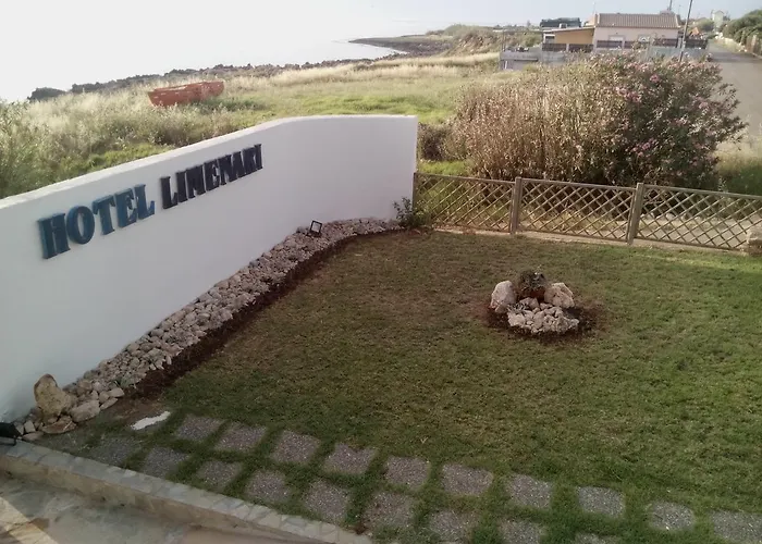فندق Limenari 2*